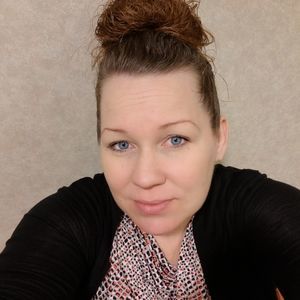 Meet your Posher, Michele